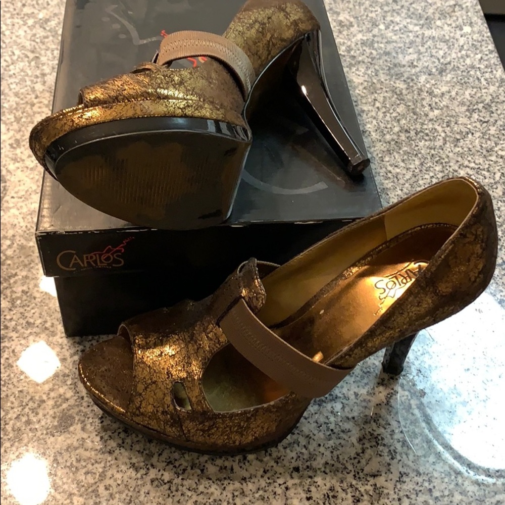 Nice bronze pumps!